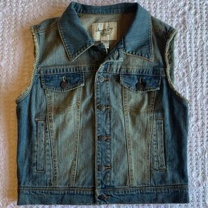 American Rag Blue Denim Retro Vest